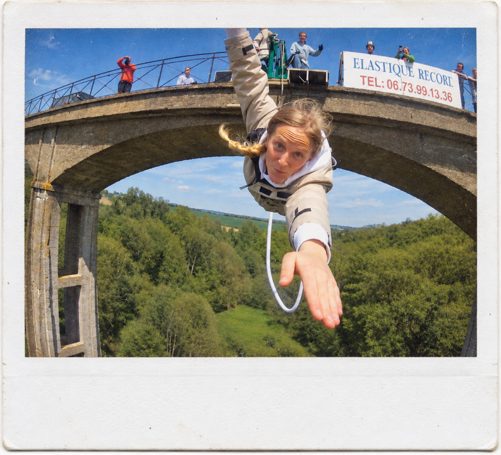 Saut à l’élastique : une aventure à vivre seul ou à plusieurs